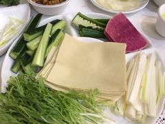 -关东风老北方菜馆(桂芳园店)