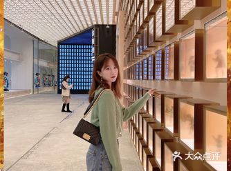 南京新晋高端美术馆沉浸穿越南京版《清明上河图》️