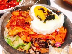 辣白菜五花肉石锅拌饭-七八冷面·延边朝鲜族美食(圣熙八号店)