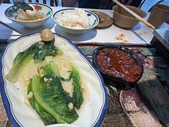 -刘姐啤酒鱼民族演艺餐厅(西街总店)