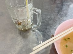 -榮泰米粉湯(Left Shop)