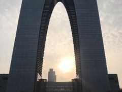 -苏州金鸡湖中茵皇冠假日酒店