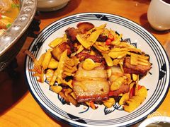 腊肉炒竹笋-丹江口渔村·湘味厨房(桃园店)