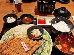 黑毛和牛-牛カツ京都勝牛(河原町蛸薬師店)