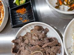 -牛信亭韩国料理·炭火烤肉(紫藤路店)