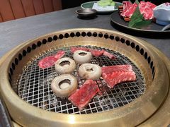 -铭牛烧肉·和牛海鲜自助(高新月牙湖店)