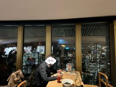 -悉尼塔旋转餐厅