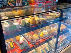 面包甜点陈列柜-星巴克(大梅沙8号仓店)