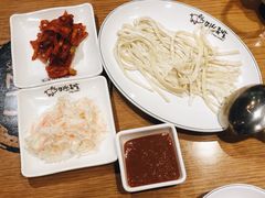 餐具摆设-Myth猪蹄(明洞店)
