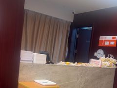 -爱康国宾体检中心(五角场万达广场分院)