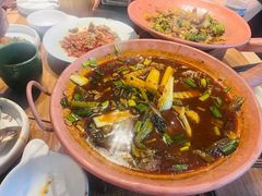 -云海肴·汽锅鸡·云南菜(天山百盛优客店)