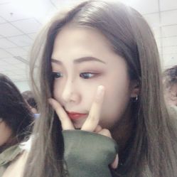 -E.L.K造型momopark店