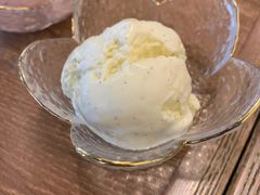 -必胜客(WOW中央公园店)