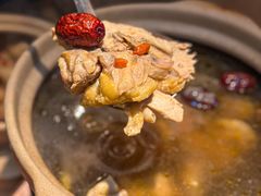 -邹开喜·炭炉鸡煲·海鲜火锅(虹口足球场店)