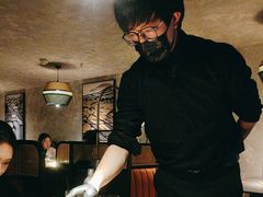-铭牛烧肉·和牛海鲜自助(高新月牙湖店)