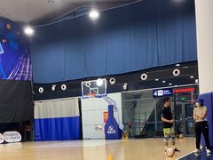 -悦狮体育俱乐部·青少年篮球·羽毛球培训(天通苑校区)