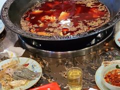 -老哥门肥肠鱼(南坪店)