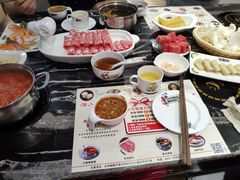 -何鲜菇火锅(大营盘店)