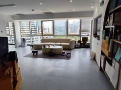 -聚云奢二手奢侈品黄金手表包包回收·中古店(三里屯总店)