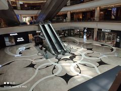 -红星美凯龙国际家居博览中心至尊mall停车场