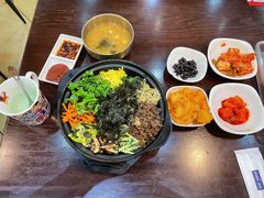 -釜山豚骨汤饭(芝罘万达广场店)