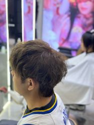 -藤野造型烫发染发