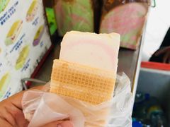 -詹爷爷乌节路街头冰淇淋