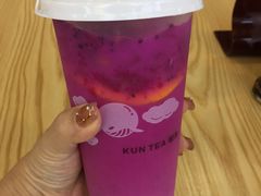 满杯火龙果-KUNCHA鲲茶·江西制茶(铜锣湾店)