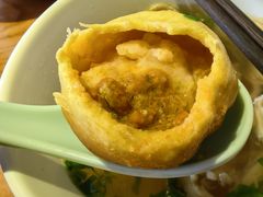 蟹黄虾滑生煎-鑫震源·苏式大虾生煎(山塘街店)