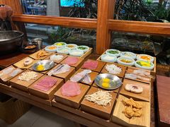 -银米·云南传统过桥米线(双廊黑金冠店)