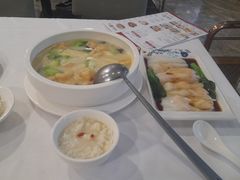 -宜尚酒店(广州上下九永庆坊长寿路地铁站店)