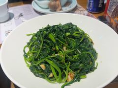 -黄泥岗·地道湖北菜(奥特莱斯店)