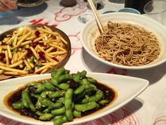 -肥肥虾庄·金牌油焖大虾(汉街SKP店)