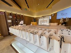 -银座仁志川·生吐司专门店(香港广场店)