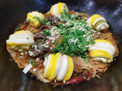 -万里闯关东铁锅炖菜馆(高新旗舰店)
