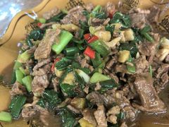 佐料炒牛肉-傣泐金湾餐厅