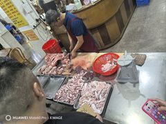 -标记美食新鲜猪杂(兴南大道店)