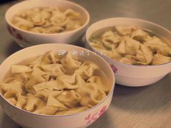 小馄饨-周震馄饨