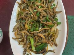 -雄仔农家菜馆·特色葱油鸡(六祖店)