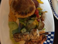 -Fish Hopper
