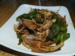 酱爆牛心顶-美食店(华贵路店)