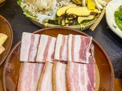 -阿山卓·野生菌火锅·纳西火塘烤肉