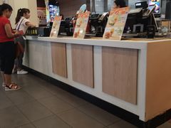 -麦当劳(十字街店)