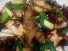 -黔蘑菇四季餐厅(观山湖店)