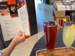 -星巴克臻选(上海合生汇1F店)