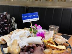 -一朵菌·野生菌探索家火锅(南亚店)