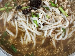 小碗肥瘦-正宗杨记普洱酸醋米线(总店)