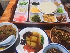 -怪噜范·老贵阳街头名小吃(鸿通城店)