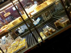 面包甜点陈列柜-米洛克欧洲蛋糕(西南路店)
