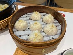 蟹粉小笼-馋三尺蟹粉小笼(人民广场店)